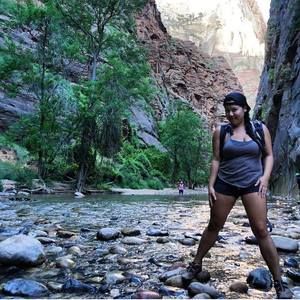 Meet your Posher, Alanzandra